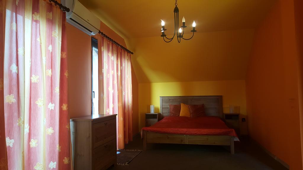 Nador Apartman Apartment Balatonlelle Ngoại thất bức ảnh
